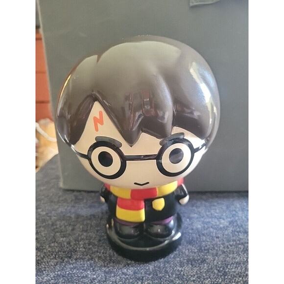 Harry Potter Ceramic Piggy Bank 8" Tall FAB NY Warner Bros READ - Picture 9 of 16